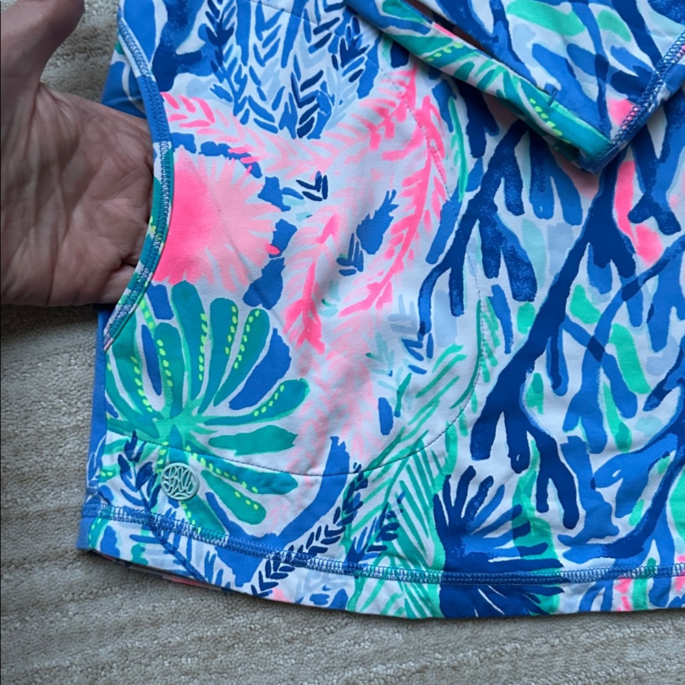 EUC Lilly Pulitzer Delaynee Meryl Luxletic Top Half Zip Jet Stream Size Medium - Picture 10 of 16